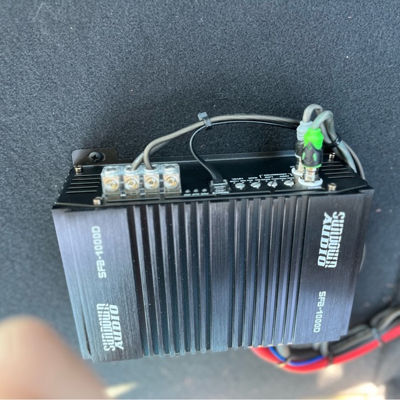 1000 watt sundown amp works great had it for 2 weeks just got a 2k I want bigger - Picture 6 of 6